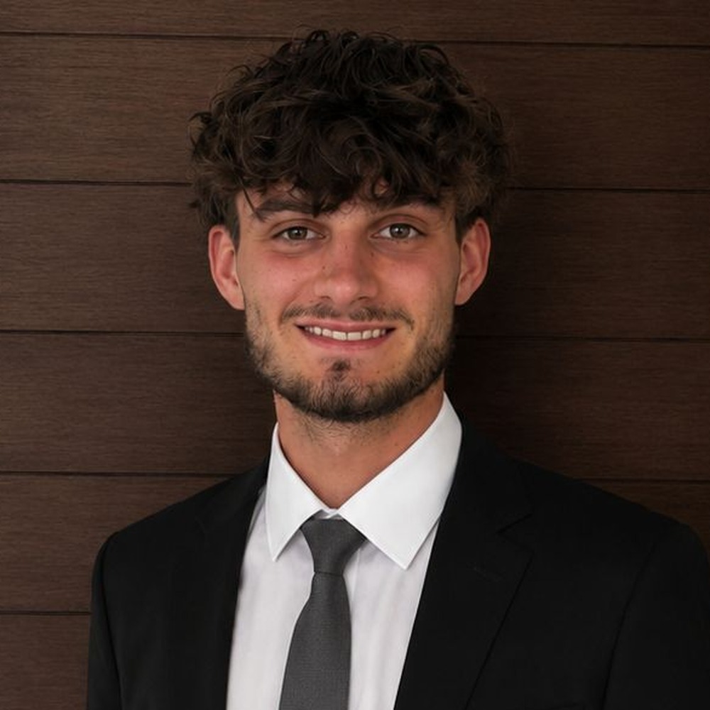 Florian Pies – Trainee Investment